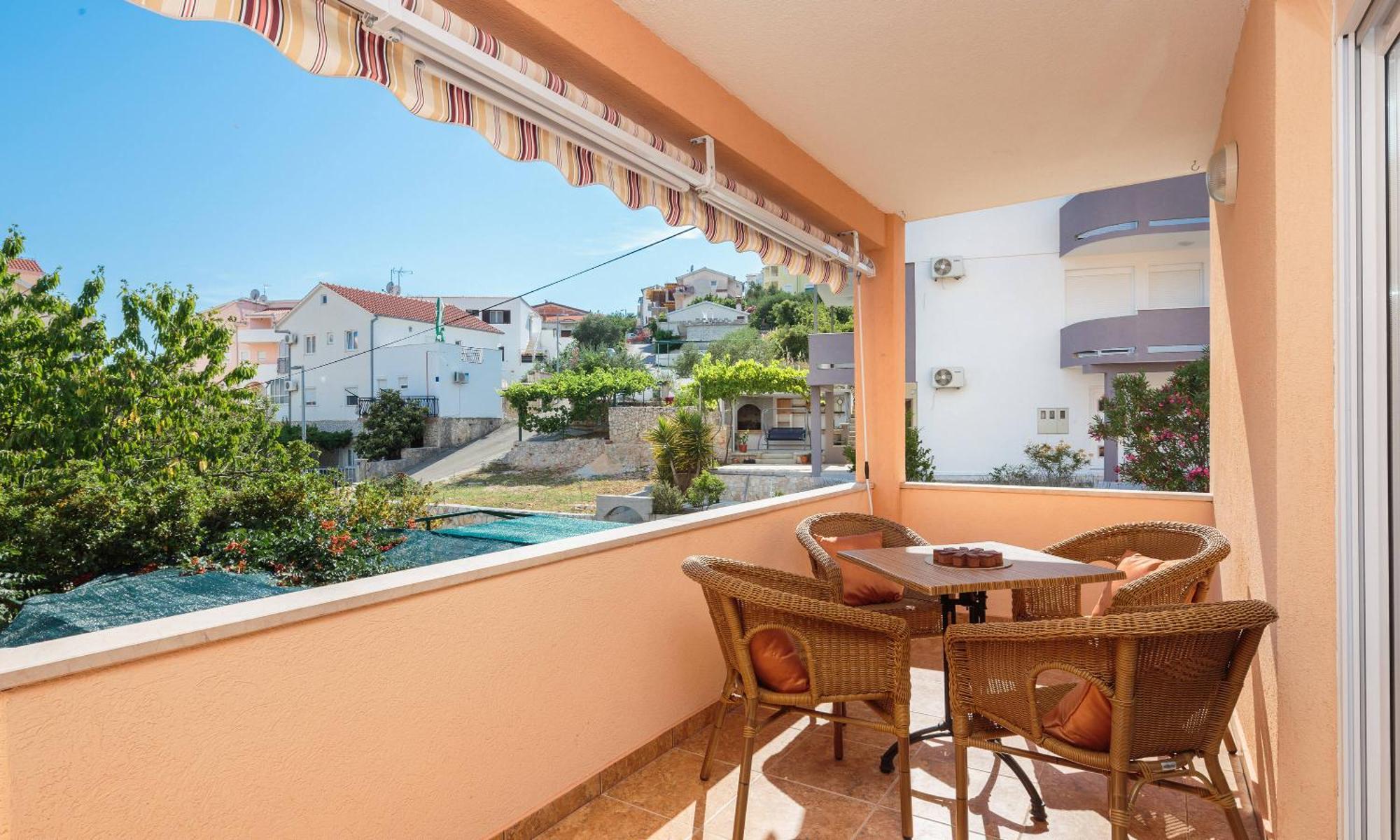 Apartment Krzelj Trogir Exterior photo